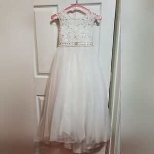 Girls 6 Couture Boutique White Lace & Tulle Dress | Flower Girl Dress Communion